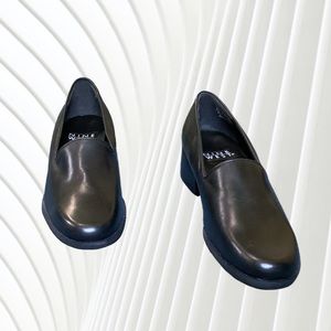 Like New Nine West Black Leather Loafers Brogues Slip-on Shoes